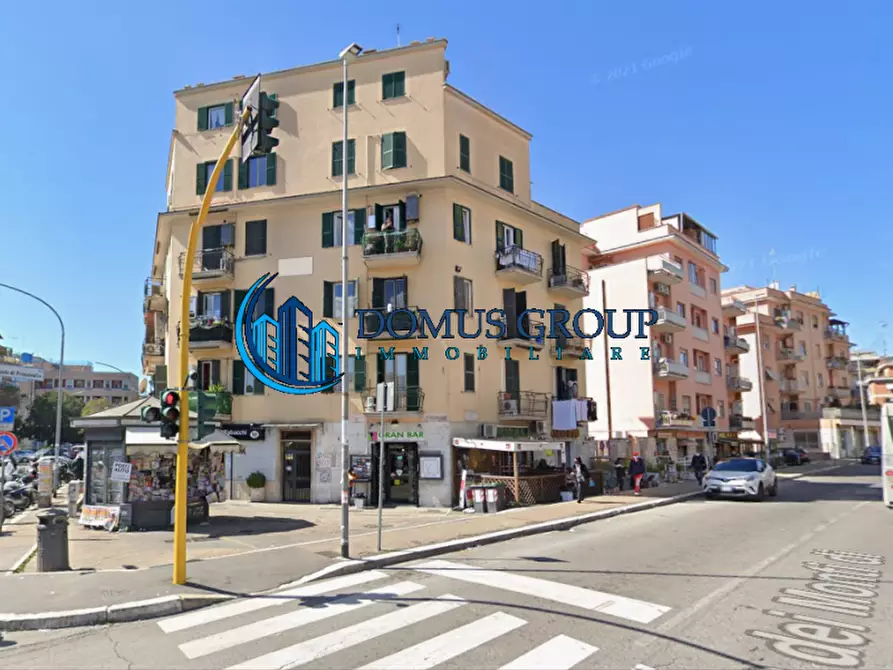 Immagine 1 di Appartamento in vendita  in Via Monti di Primavalle a Roma