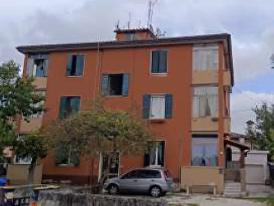 Immagine 1 di Appartamento in vendita  in Via Rovarelli, 6 a Fosso'