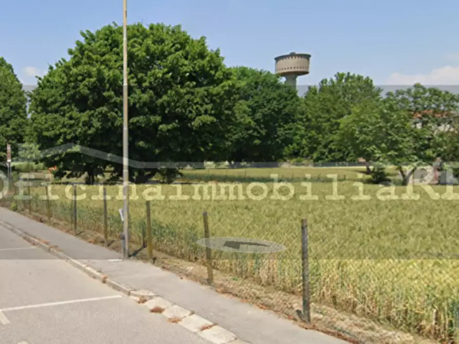 Immagine 5 di Terreno in vendita  a Stra