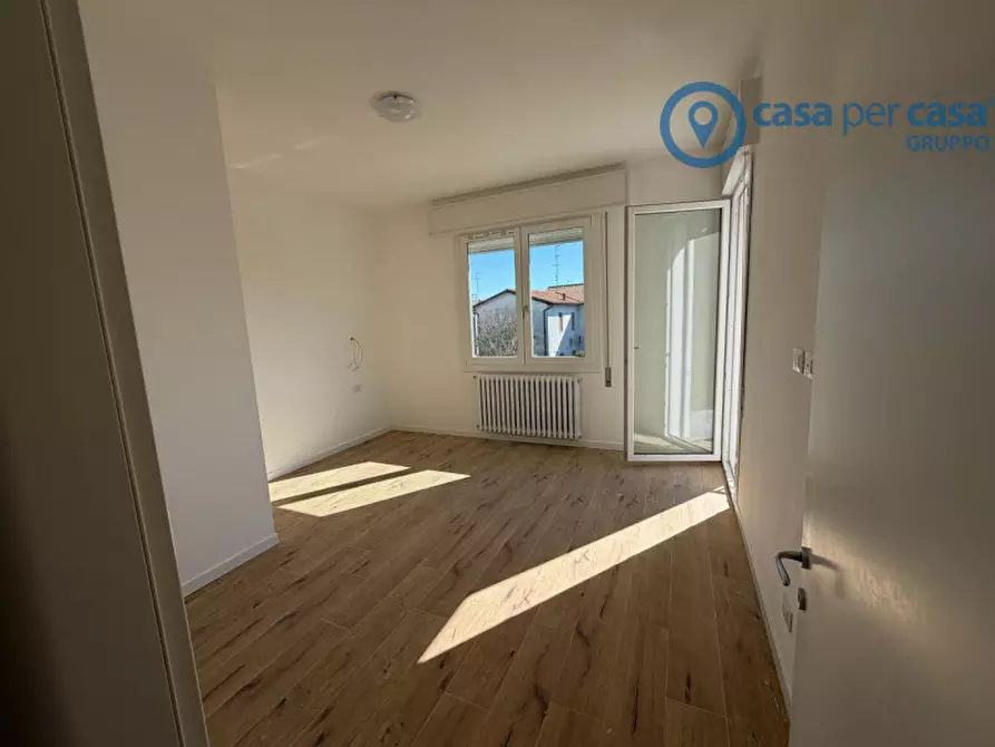 Immagine 10 di Casa bifamiliare in affitto  a Rovigo