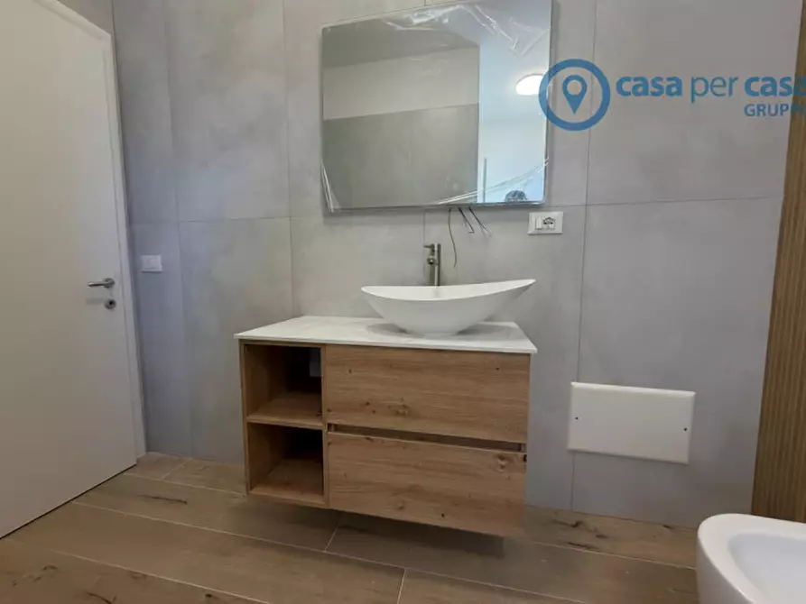 Immagine 15 di Casa bifamiliare in affitto  a Rovigo