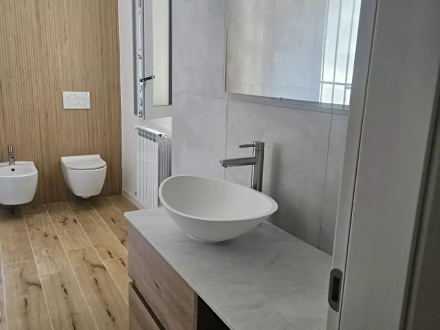 Immagine 16 di Casa bifamiliare in affitto  a Rovigo