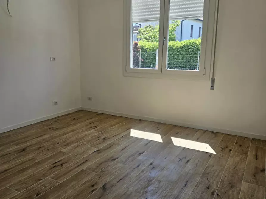 Immagine 20 di Casa bifamiliare in affitto  a Rovigo
