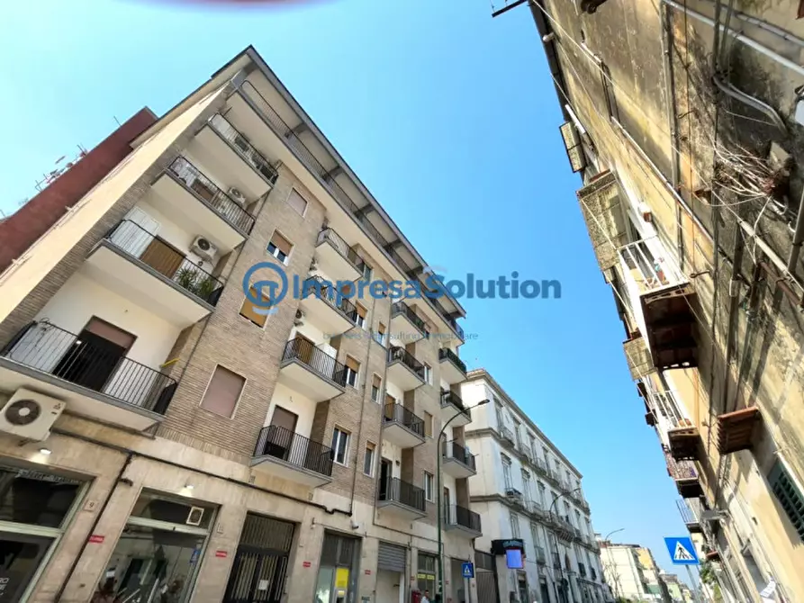Immagine 3 di Negozio in affitto  in Via Nuova San Rocco a Napoli