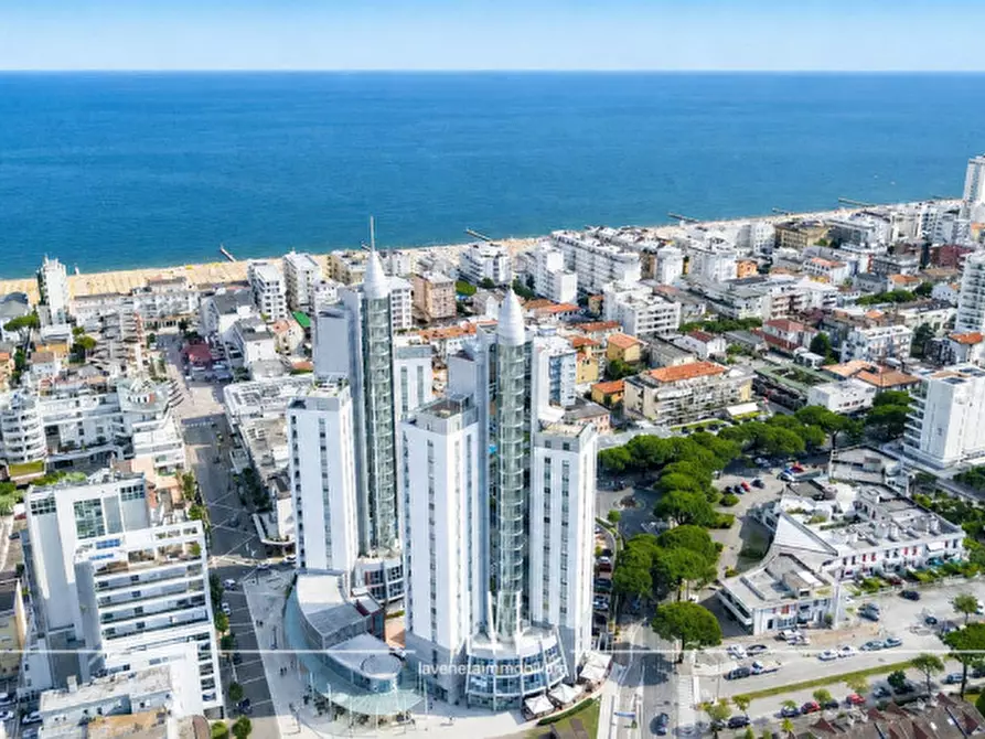 Immagine 47 di Appartamento in affitto  in Viale del Carabiniere, 1 a Jesolo