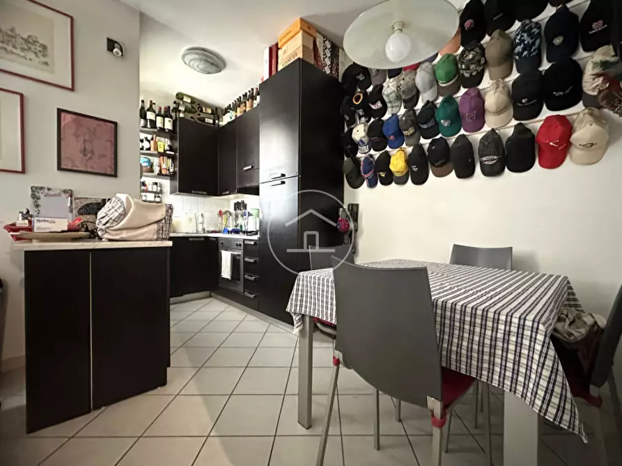 Immagine 5 di Appartamento in vendita  in Via Carlo Cattaneo 24 a Sesto Fiorentino