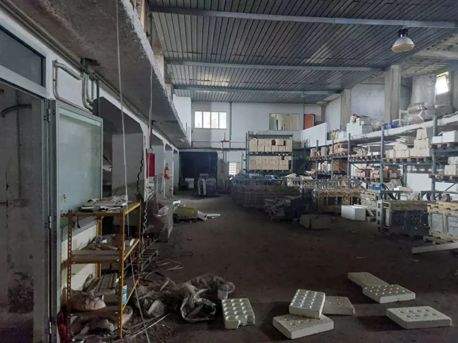 Immagine 16 di Capannone industriale in vendita  in SP58, 98043 Valdina ME, Italia a Valdina