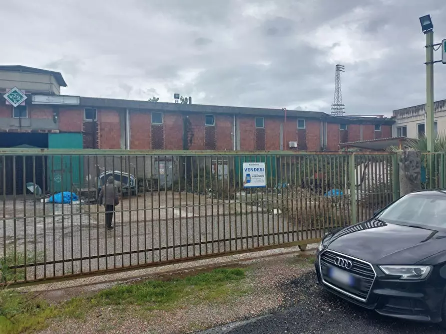 Immagine 2 di Capannone industriale in vendita  in SP58, 98043 Valdina ME, Italia a Valdina