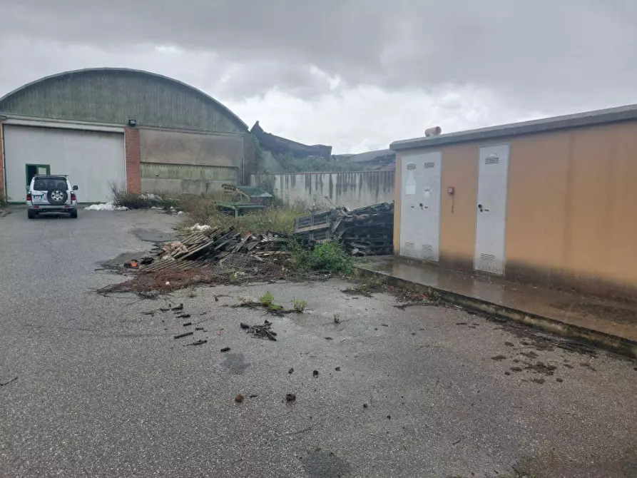 Immagine 2 di Capannone industriale in vendita  in SP58, 98043 Valdina ME, Italia a Valdina