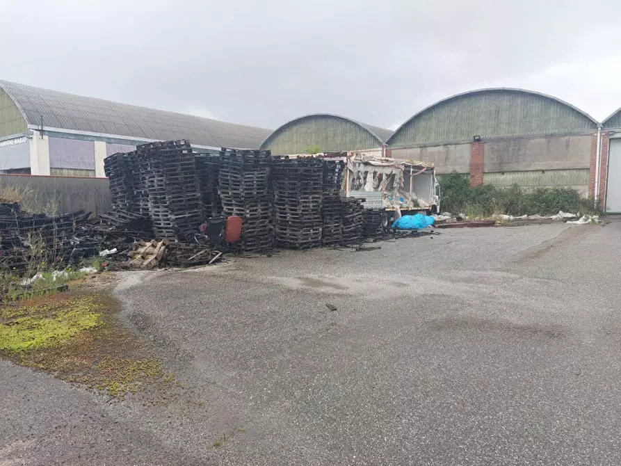 Immagine 3 di Capannone industriale in vendita  in SP58, 98043 Valdina ME, Italia a Valdina