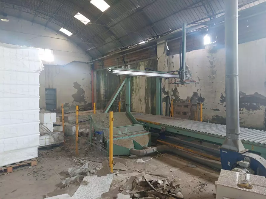 Immagine 13 di Capannone industriale in vendita  in SP58, 98043 Valdina ME, Italia a Valdina