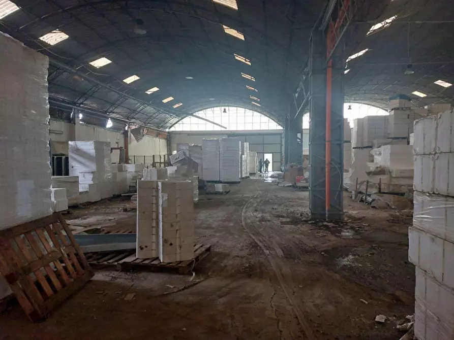 Immagine 16 di Capannone industriale in vendita  in SP58, 98043 Valdina ME, Italia a Valdina
