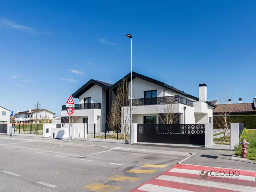 Immagine 2 di Casa bifamiliare in vendita  in Via Molino a Vigonza
