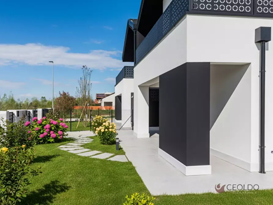 Immagine 2 di Casa bifamiliare in vendita  in Via Molino a Vigonza