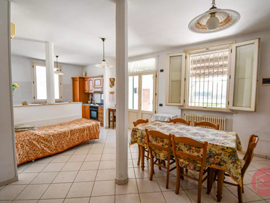 Immagine 13 di Casa indipendente in vendita  a Cesena