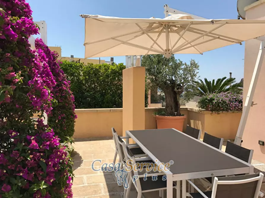 Immagine 1 di Appartamento in vendita  in Viale Enrico Berlinguer a Gallipoli