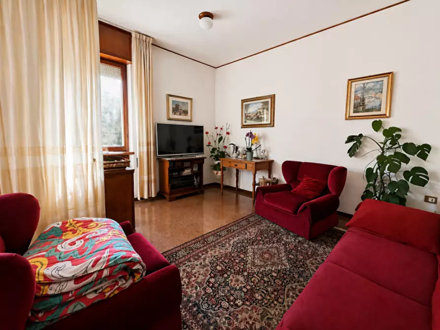Immagine 1 di Appartamento in vendita  a Senigallia