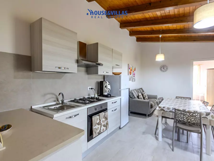 Immagine 22 di Villa in vendita  in contrada eloro a Noto