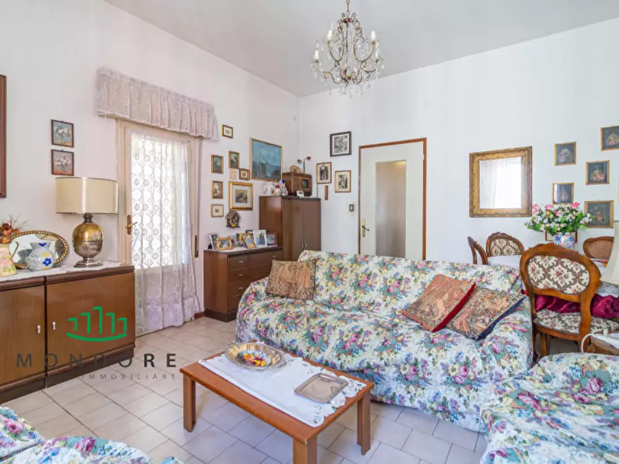 Immagine 8 di Appartamento in vendita  in Via Gabriele D'annunzio 17 a Bologna