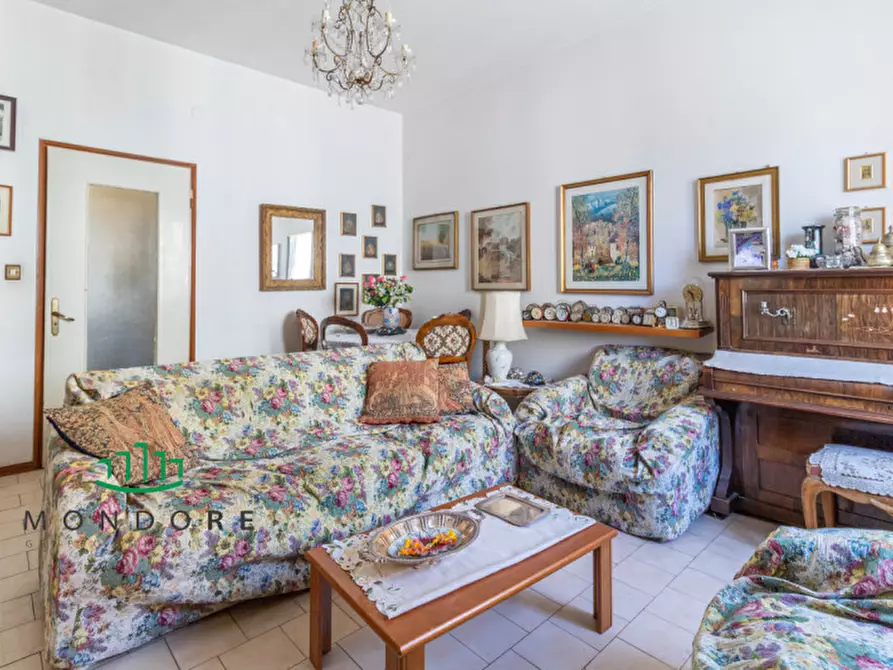 Immagine 9 di Appartamento in vendita  in Via Gabriele D'annunzio 17 a Bologna