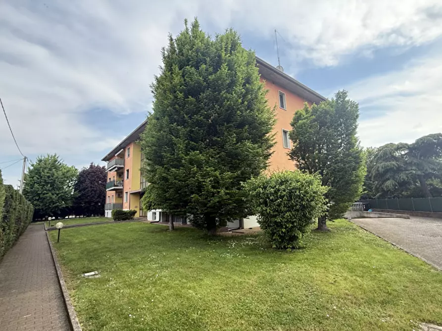 Immagine 1 di Appartamento in vendita  a Isola Della Scala