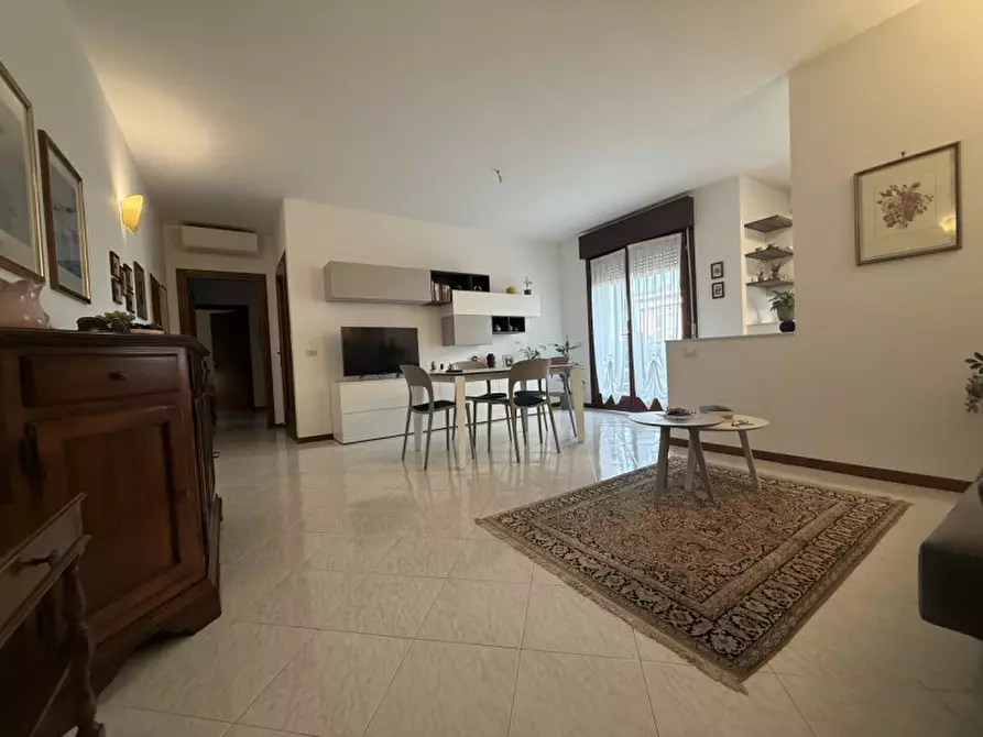 Immagine 8 di Appartamento in vendita  a Isola Della Scala