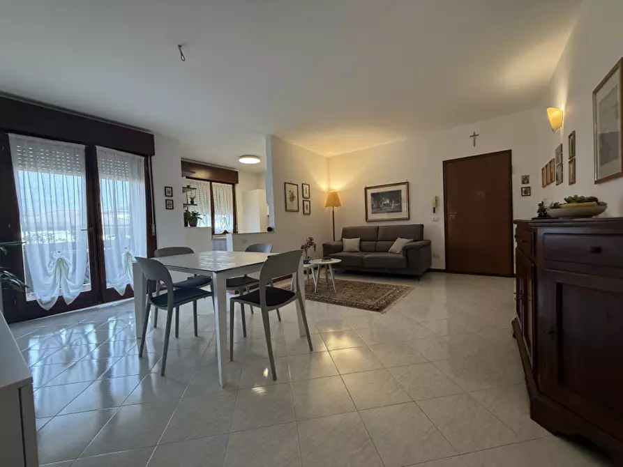 Immagine 9 di Appartamento in vendita  a Isola Della Scala