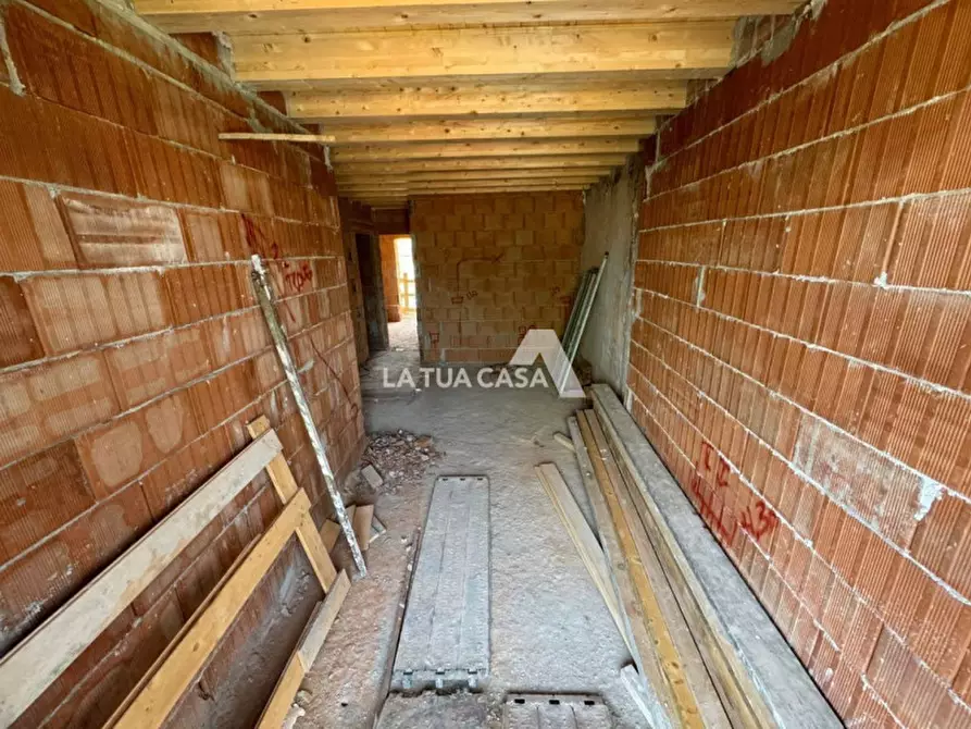Immagine 4 di Appartamento in vendita  a Villafranca Di Verona
