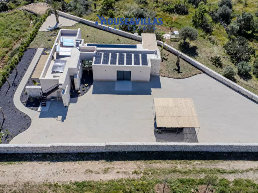 Immagine 7 di Villa in vendita  in contrada puzzi a Avola