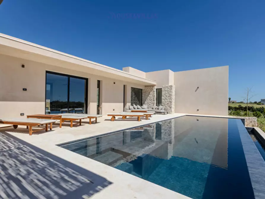 Immagine 23 di Villa in vendita  in contrada puzzi a Avola