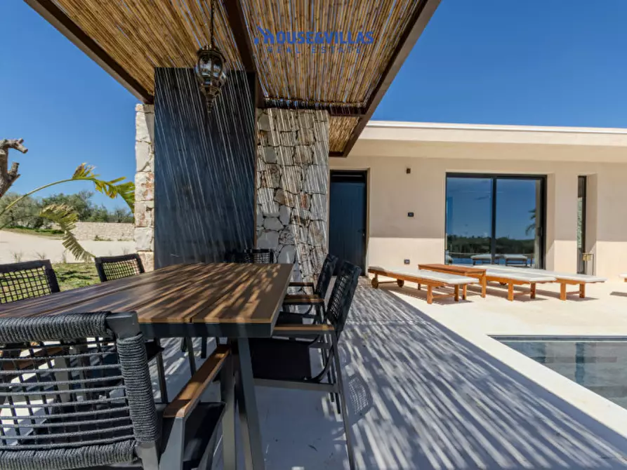 Immagine 29 di Villa in vendita  in contrada puzzi a Avola