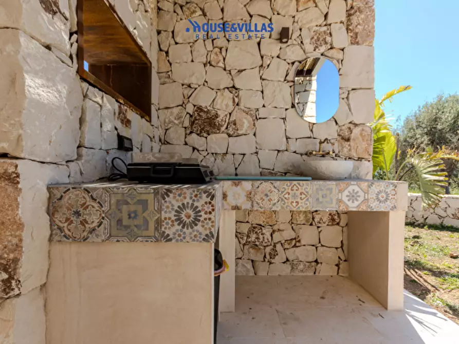 Immagine 31 di Villa in vendita  in contrada puzzi a Avola