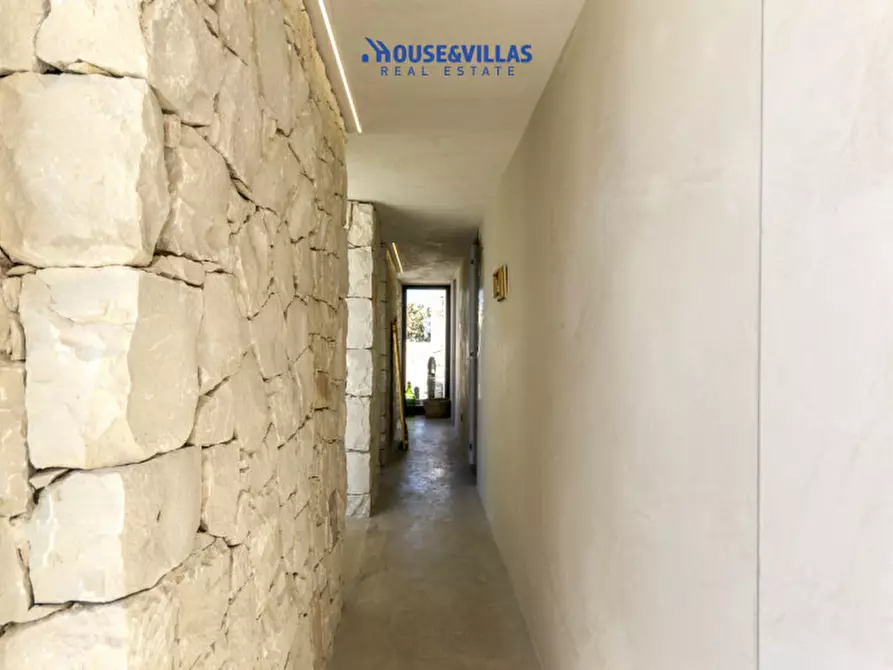 Immagine 45 di Villa in vendita  in contrada puzzi a Avola