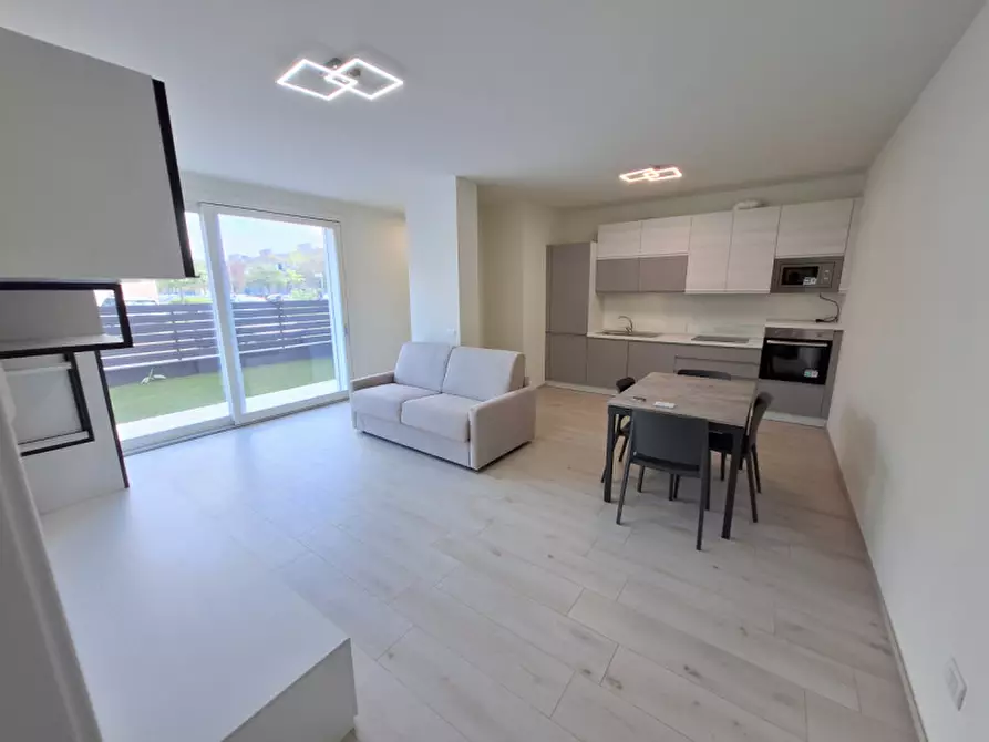 Immagine 2 di Appartamento in affitto  in VIA EUGENIO MONTALE a Modena
