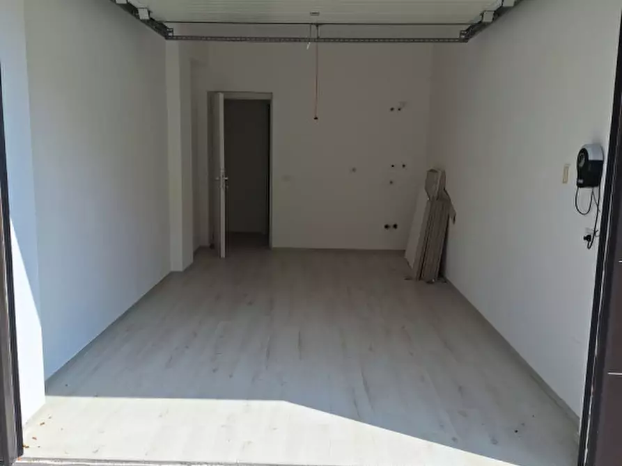 Immagine 13 di Appartamento in affitto  in VIA EUGENIO MONTALE a Modena