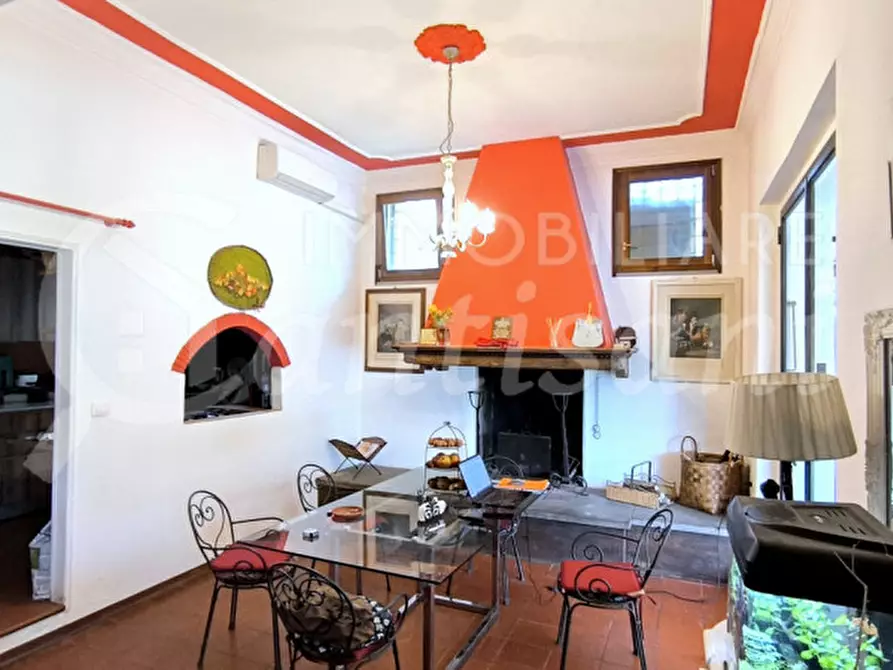 Immagine 9 di Casa trifamiliare in vendita  in Via delle Ballodole a Firenze