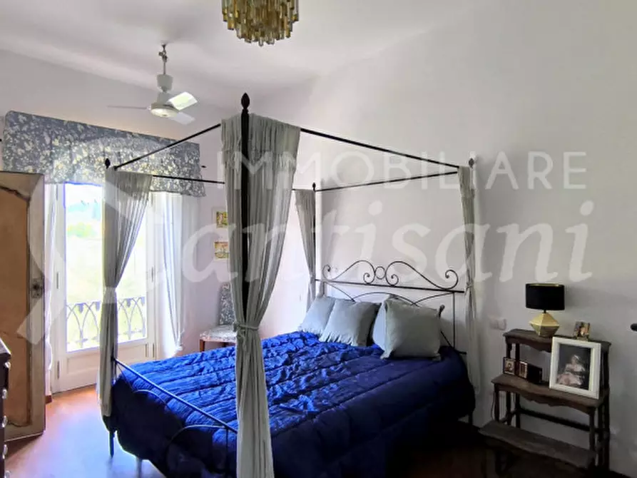 Immagine 32 di Casa trifamiliare in vendita  in Via delle Ballodole a Firenze