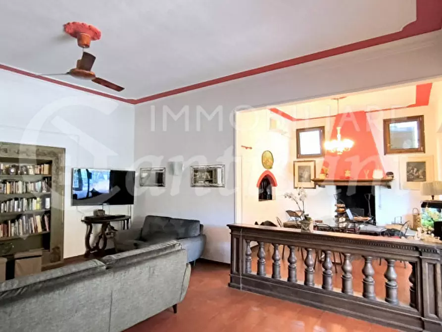 Immagine 34 di Casa trifamiliare in vendita  in Via delle Ballodole a Firenze
