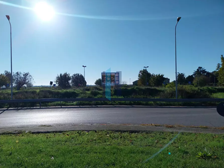 Immagine 7 di Terreno in vendita  in Via Eugenio Montale a Borgo Virgilio