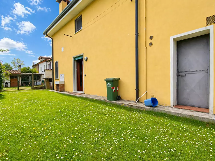 Immagine 19 di Villetta a schiera in vendita  in Via Monte Cengio a Quinto Vicentino