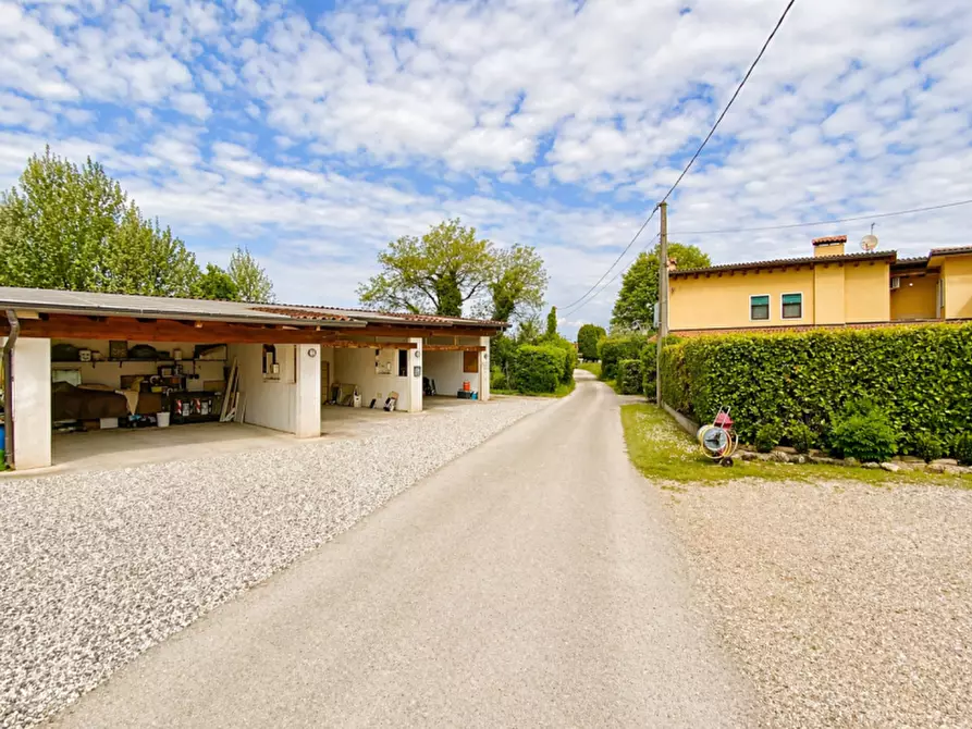 Immagine 37 di Villetta a schiera in vendita  in Via Monte Cengio a Quinto Vicentino