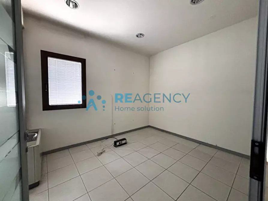 Immagine 10 di Ufficio in vendita  in Via Roma 17 a Montagnana