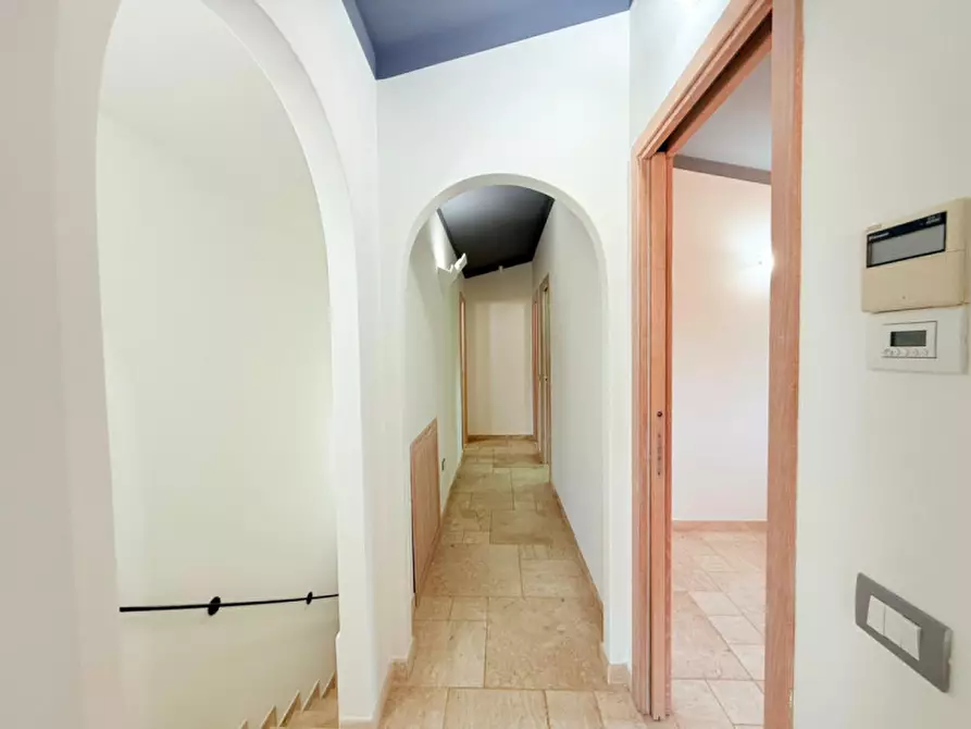 Immagine 10 di Villa in vendita  in Via Guido Cavalcanti a Loiri Porto San Paolo