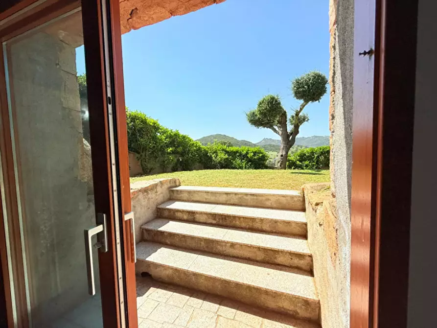 Immagine 30 di Villa in vendita  in Via Guido Cavalcanti a Loiri Porto San Paolo