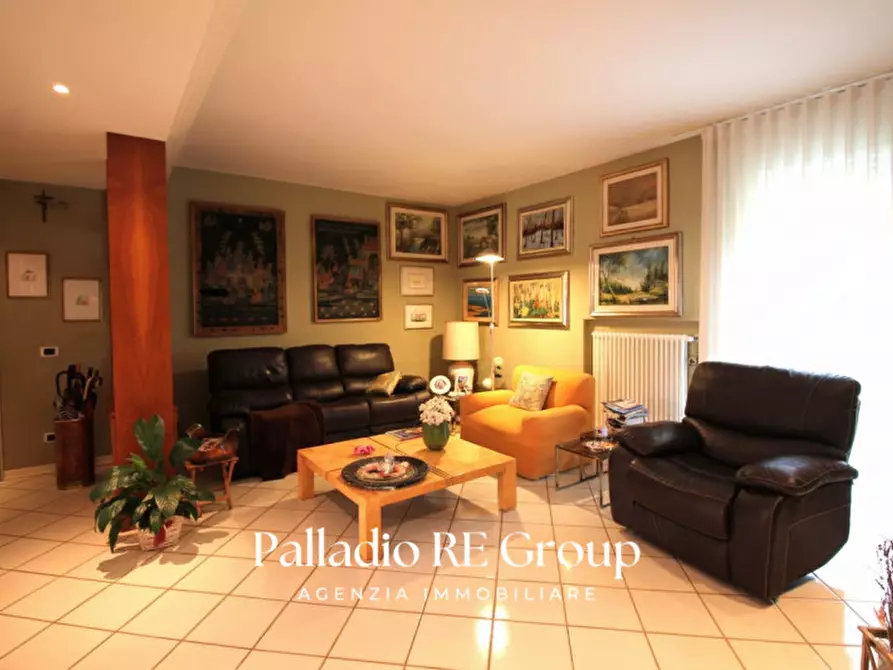 Immagine 2 di Appartamento in vendita  in Viale Trieste 27 a Vicenza
