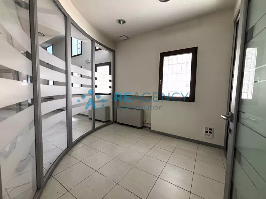 Immagine 10 di Negozio in affitto  in Via Roma 17 a Montagnana