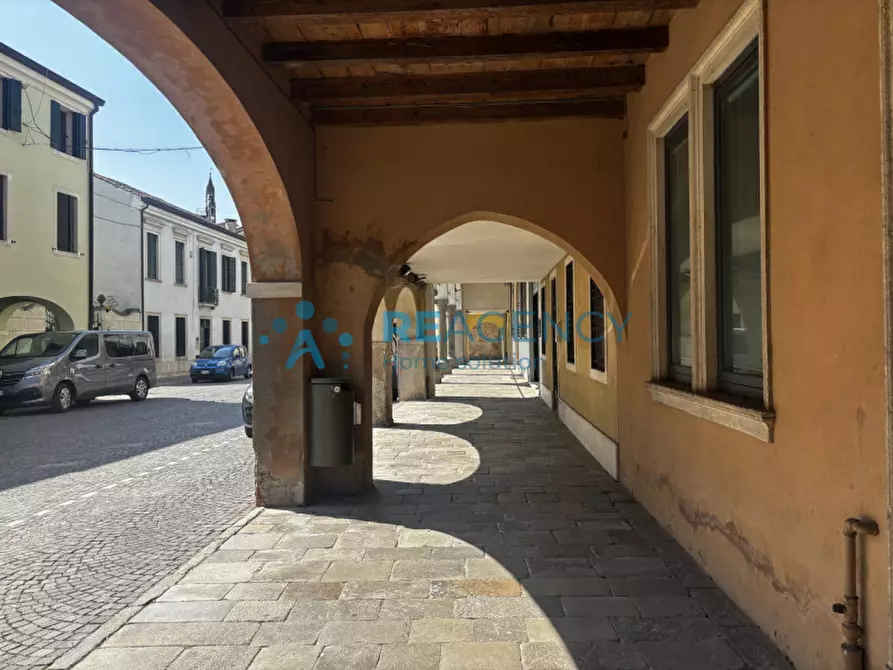 Immagine 26 di Negozio in affitto  in Via Roma 17 a Montagnana