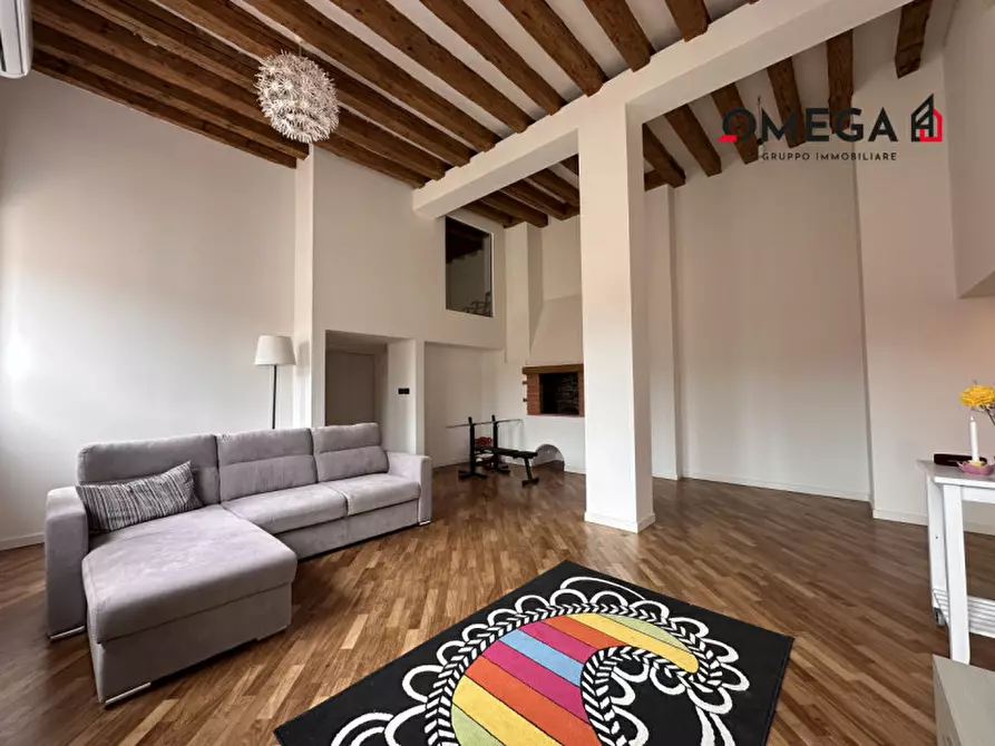 Immagine 4 di Appartamento in vendita  in via roma 20 a Trieste