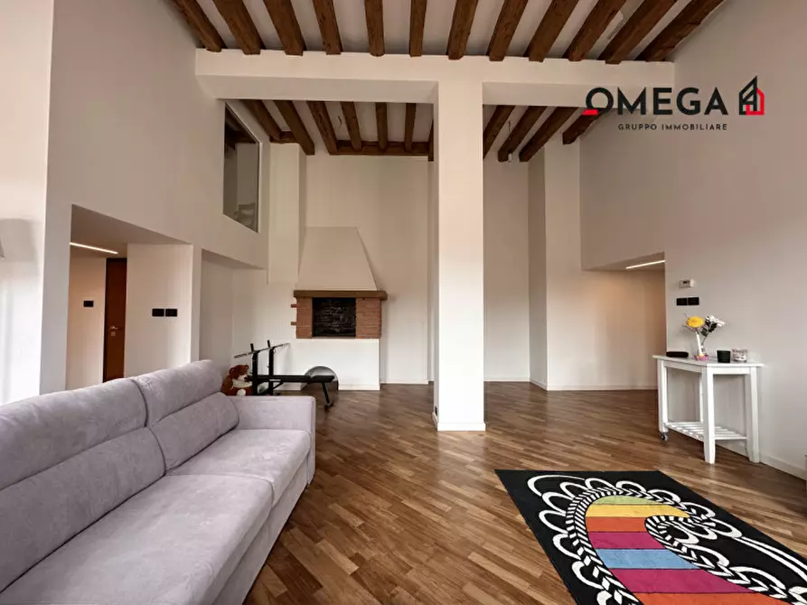 Immagine 5 di Appartamento in vendita  in via roma 20 a Trieste