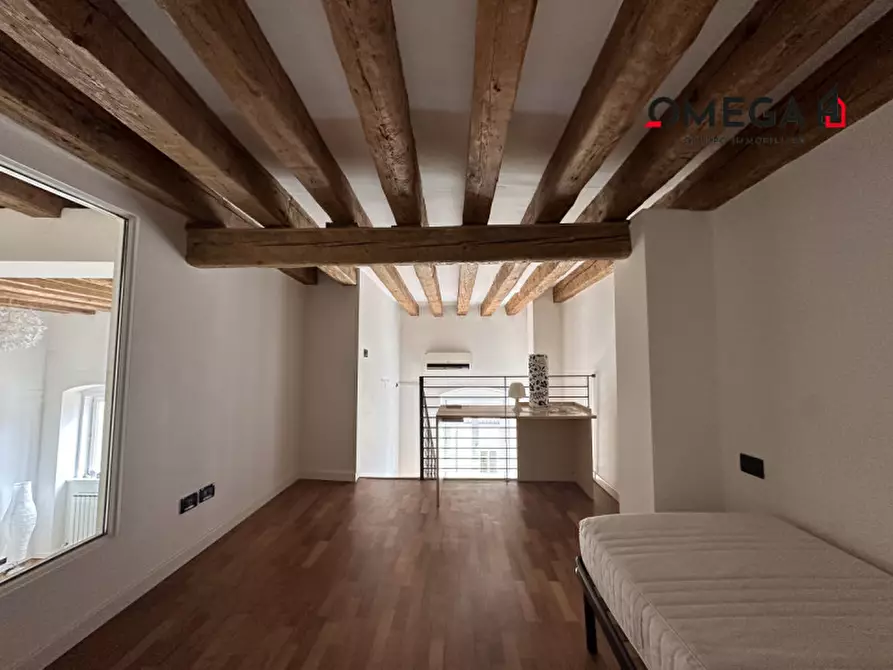 Immagine 8 di Appartamento in vendita  in via roma 20 a Trieste